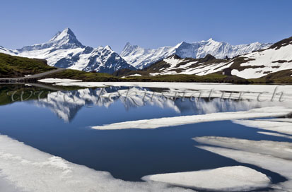 Bachalpsee mit Spiegelung